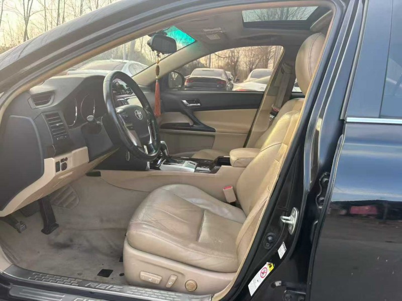 徐州12年丰田锐志6