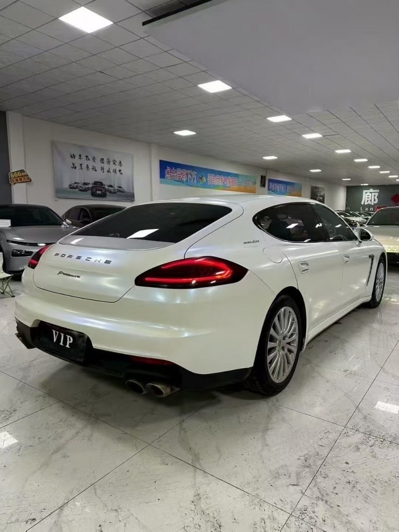 廊坊16年保时捷帕拉梅拉8