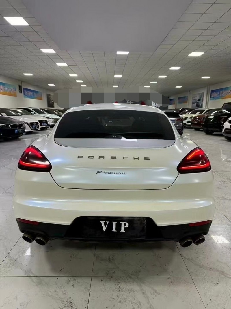 廊坊16年保时捷帕拉梅拉9