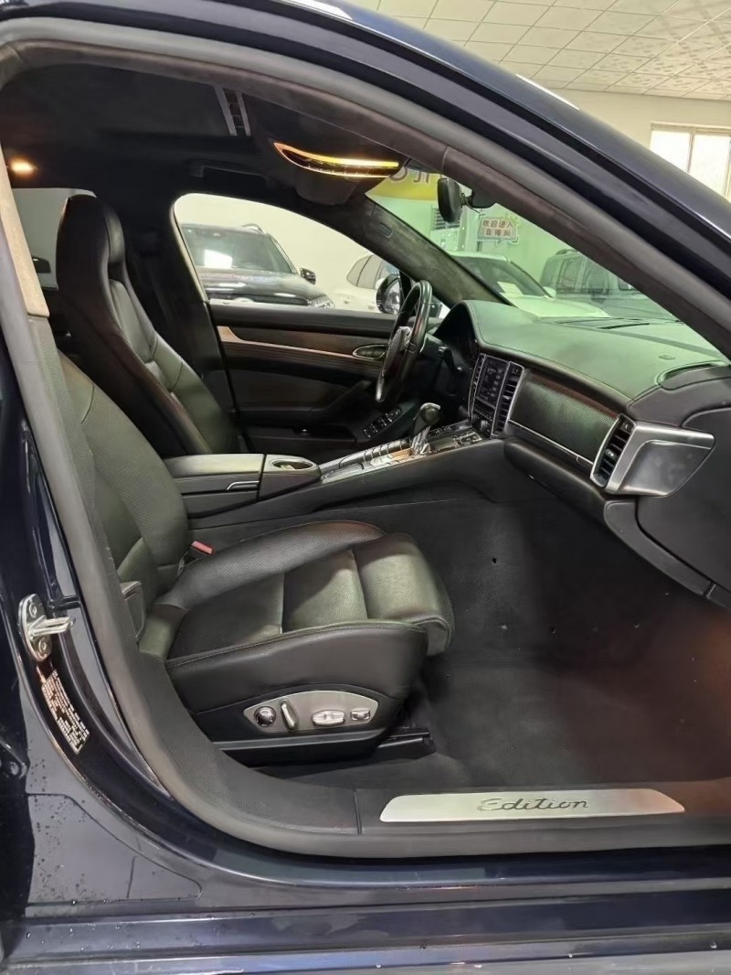 廊坊16年保时捷帕拉梅拉4