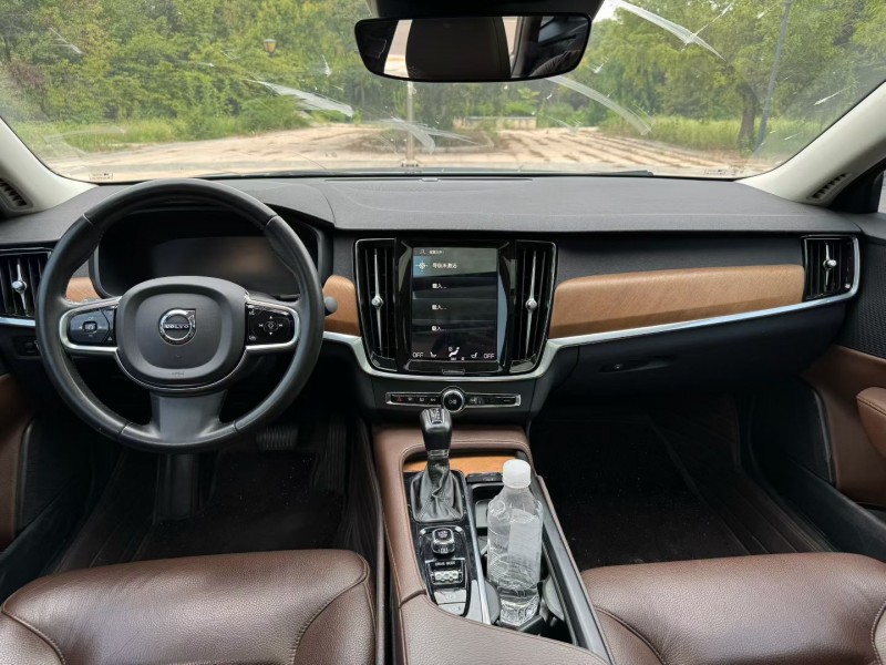 青岛19年沃尔沃S906