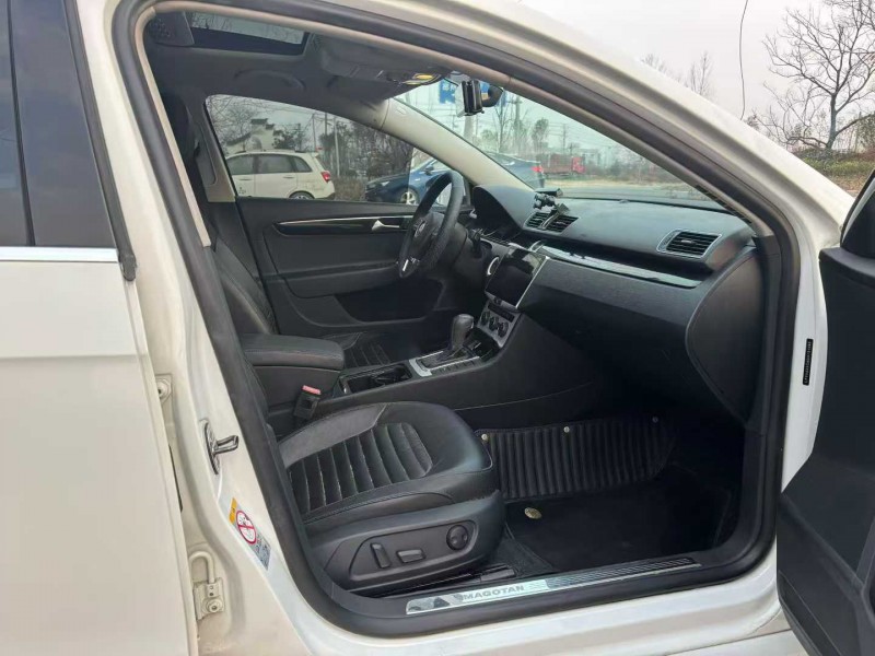 徐州14年大众迈腾7