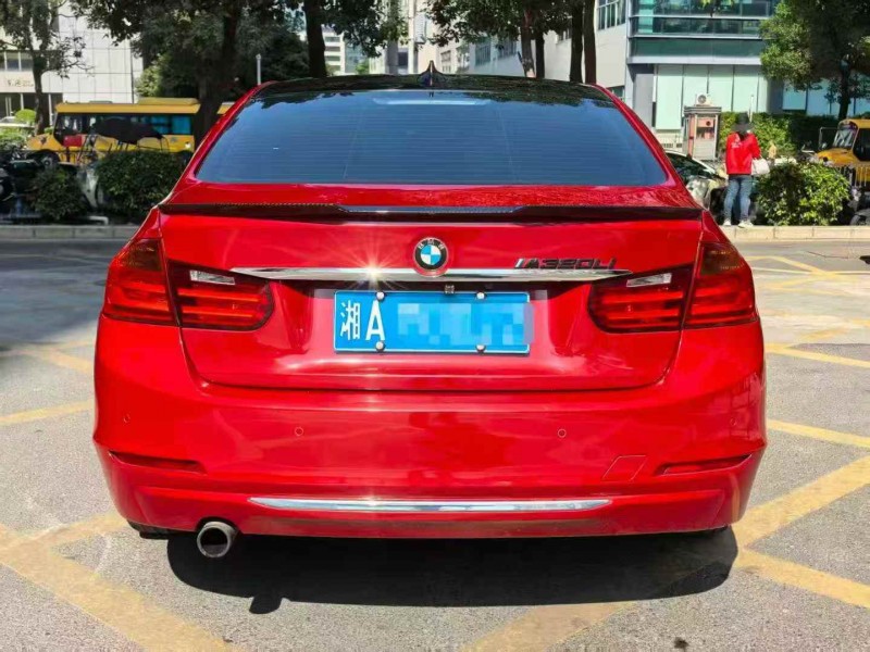 深圳14年宝马3系9