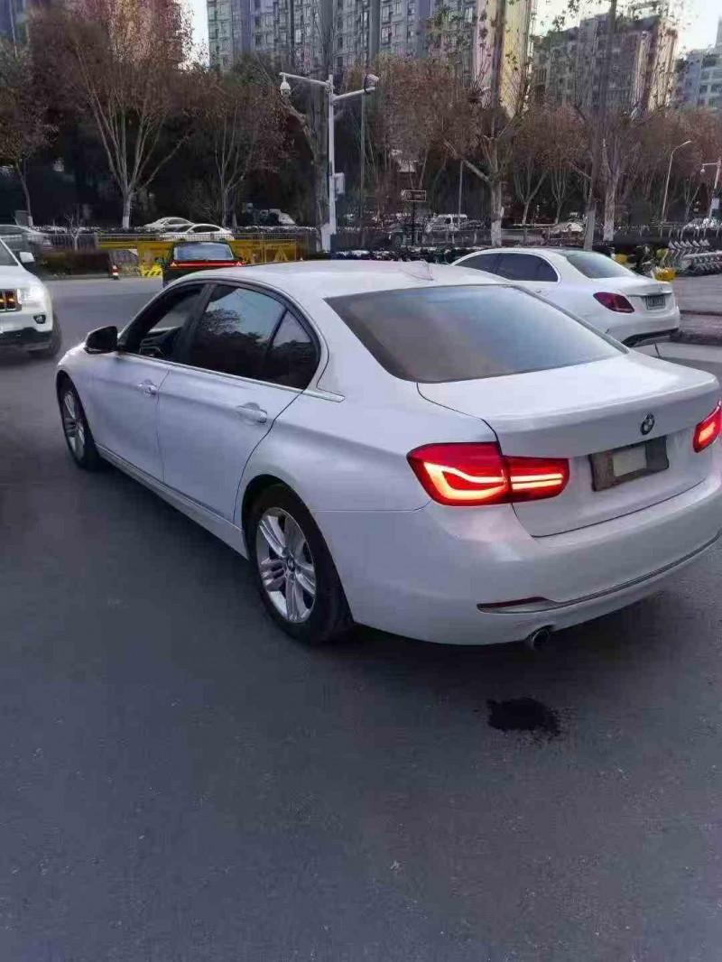 安庆18年宝马3系8
