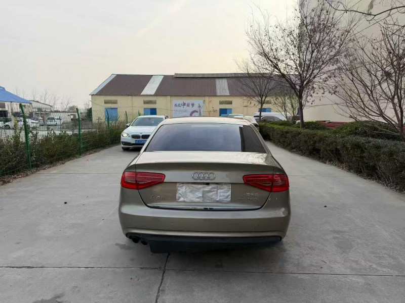 徐州12年奥迪A4L9
