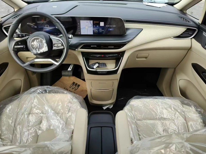 龙岩25年别克GL84