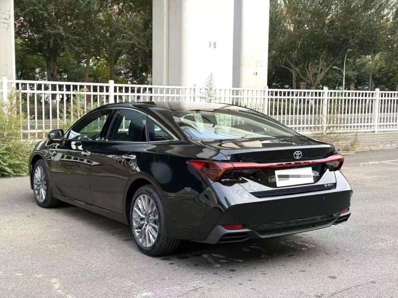 龙岩25年丰田亚洲龙3