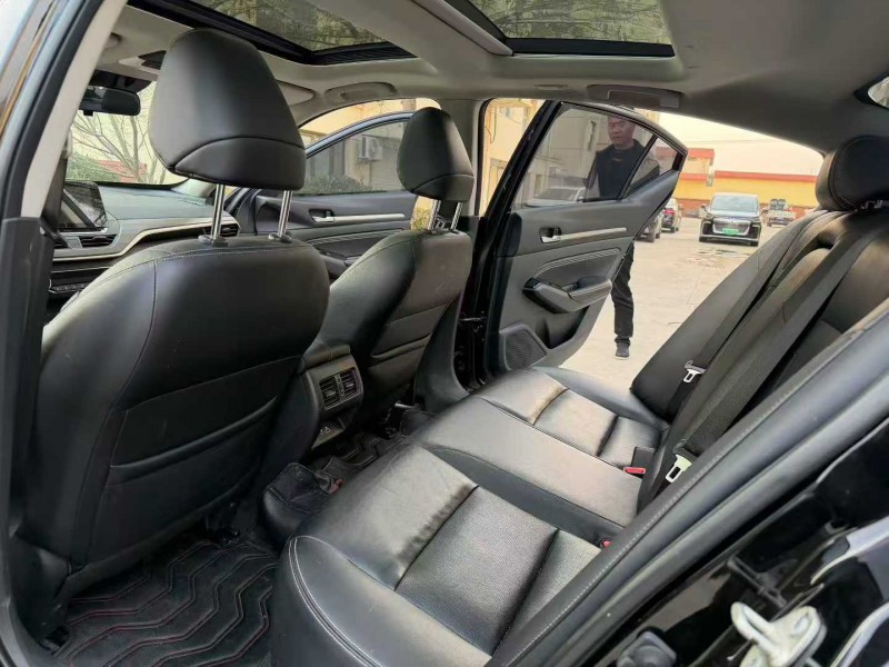 徐州22年日产天籁7