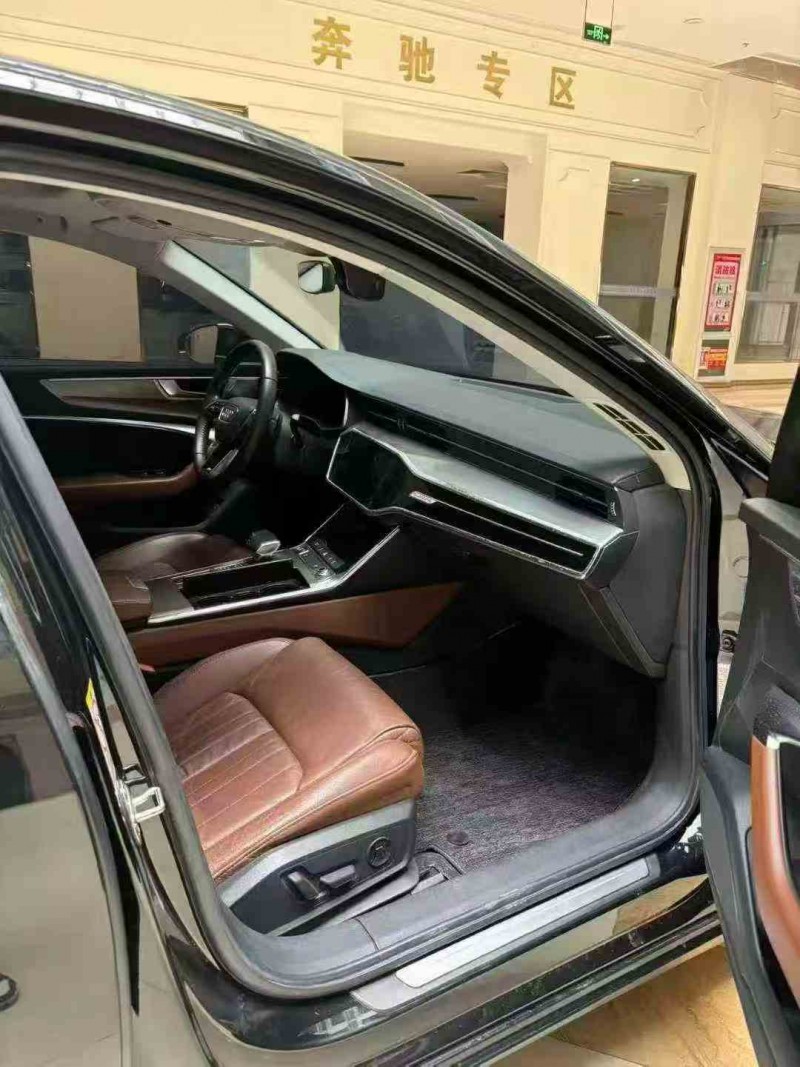 黄山20年奥迪A6L6