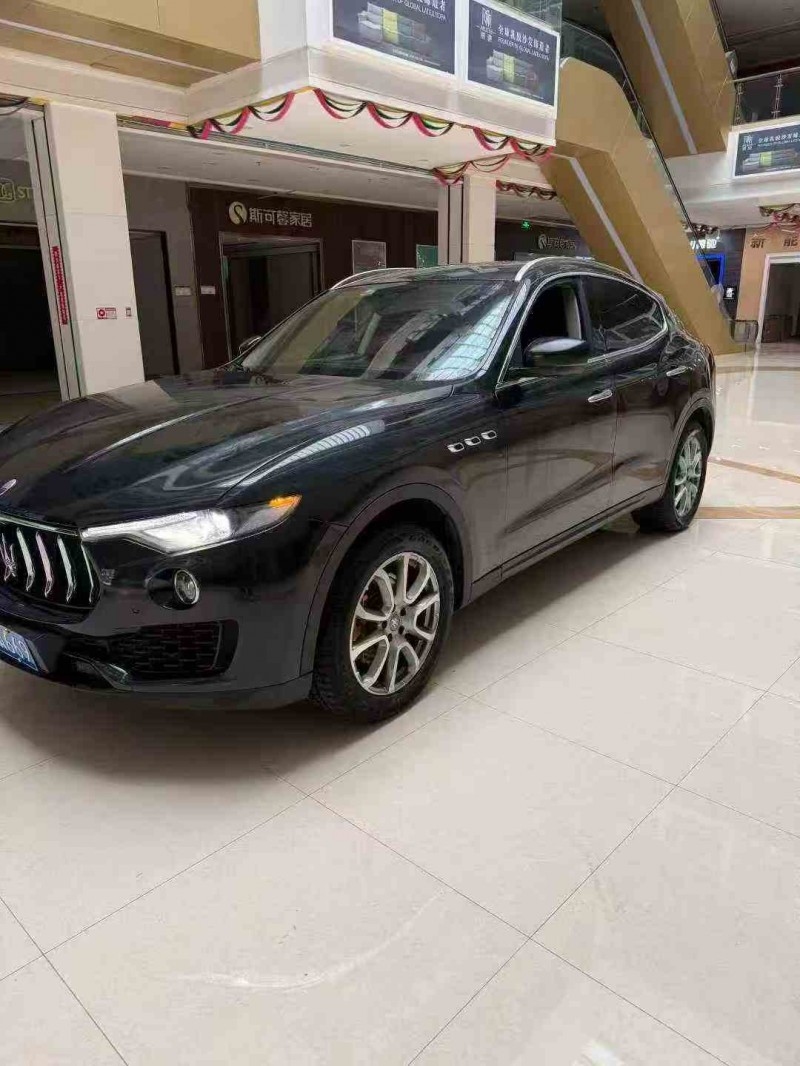 蚌埠17年玛莎拉蒂Levante3