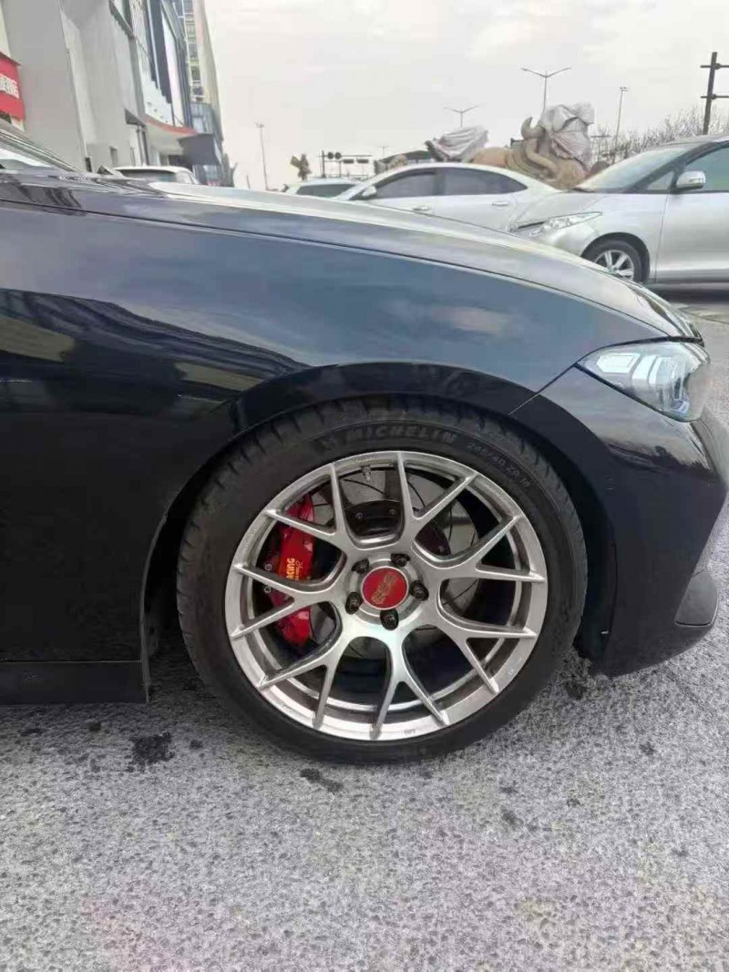 台州23年宝马3系7