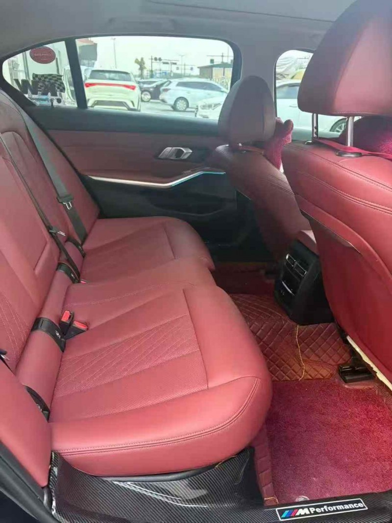 台州23年宝马3系8