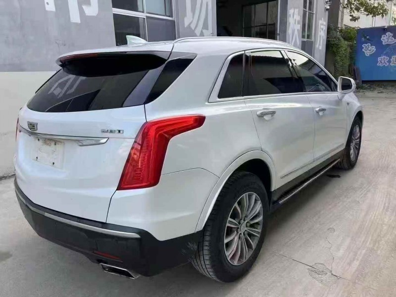 淮安16年凯迪拉克XT57