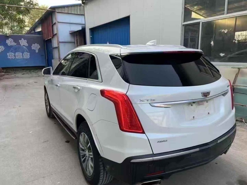 淮安16年凯迪拉克XT58