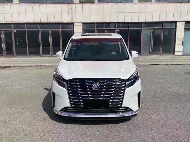 青岛25年别克GL81