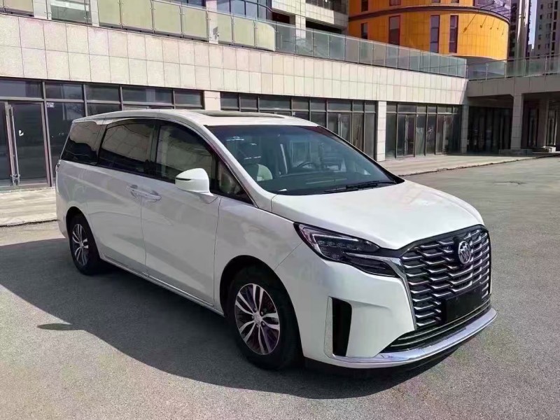 青岛25年别克GL83