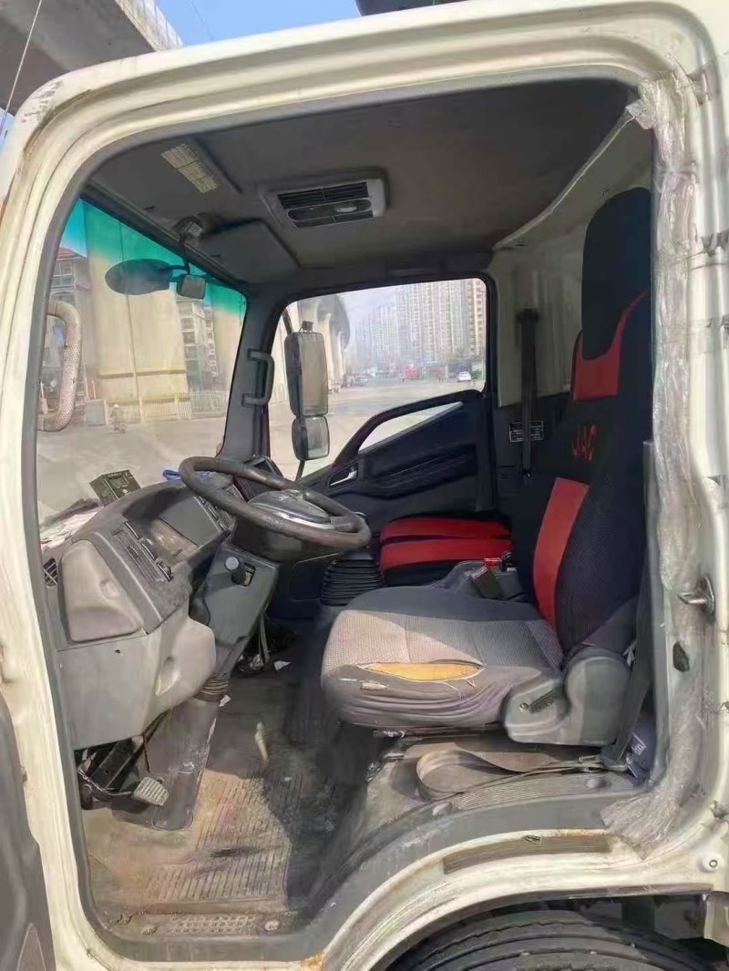 青岛18年江淮帅铃4