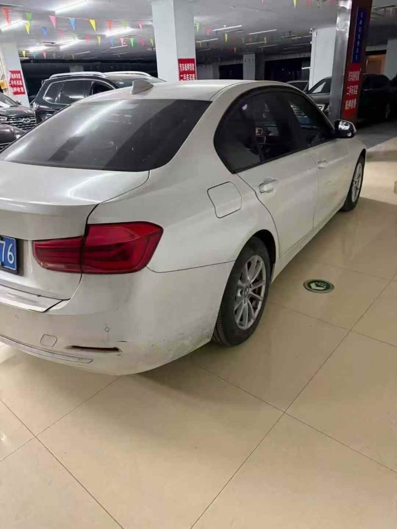 安庆16年宝马3系8