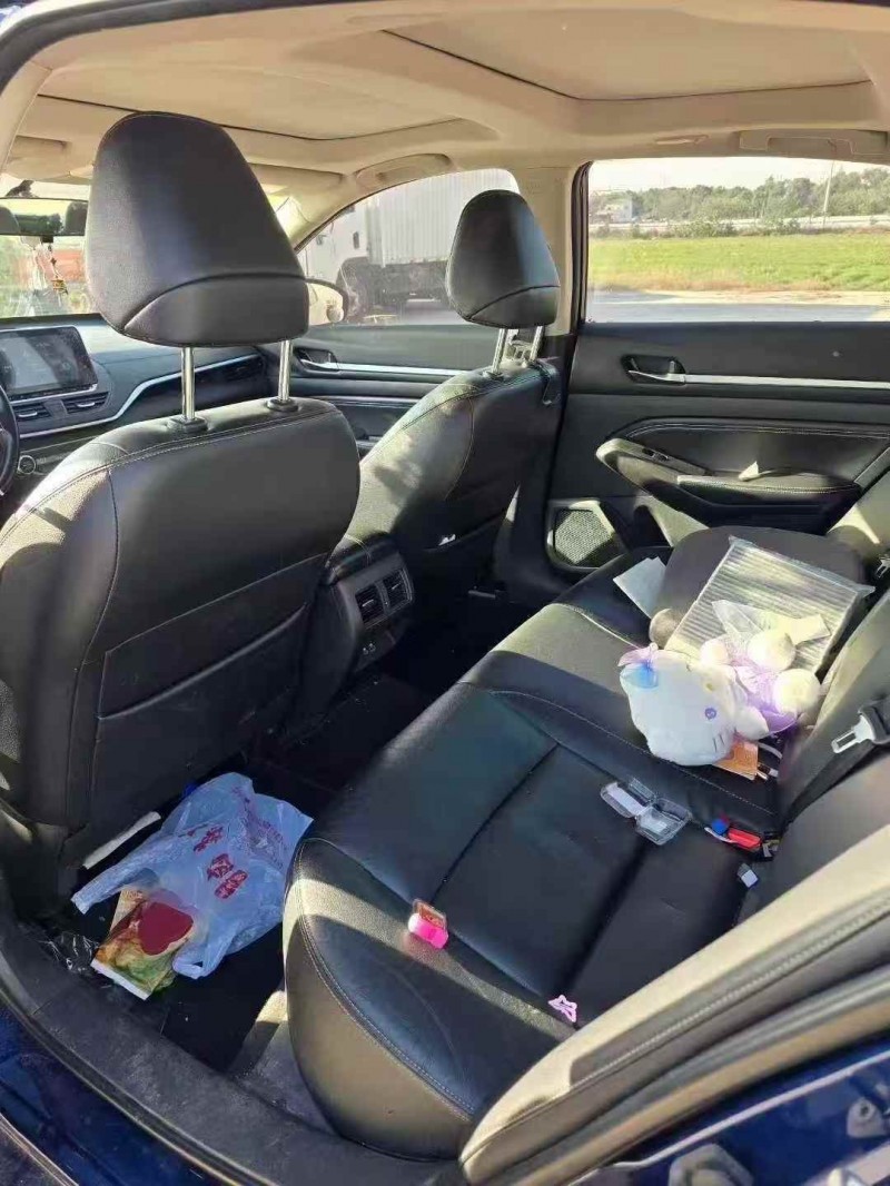 淮安20年日产天籁4