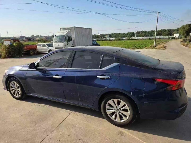 淮安20年日产天籁8