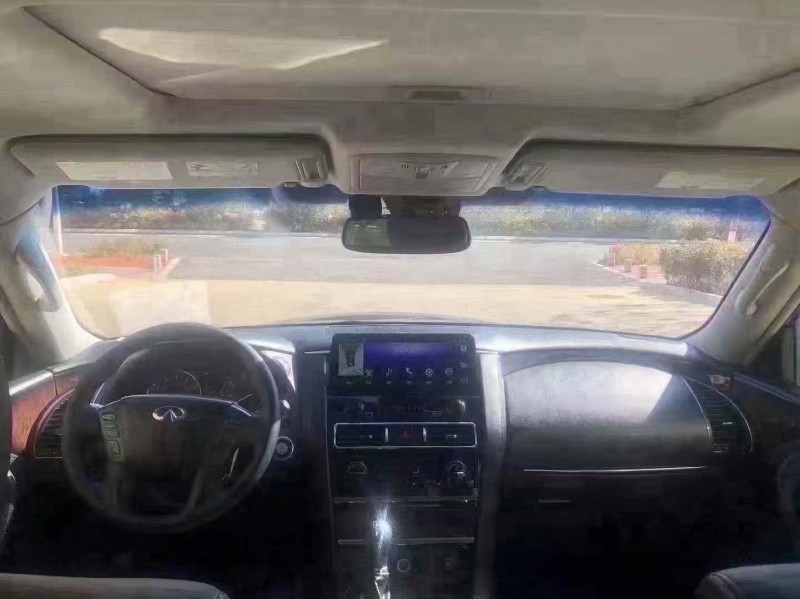 青岛14年英菲尼迪QX565