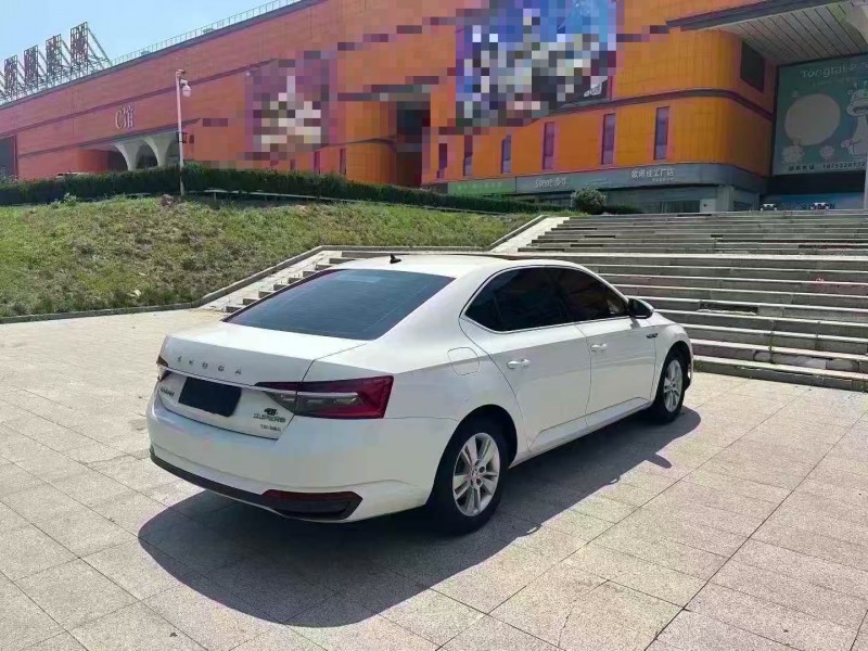 青岛22年斯柯达速派8