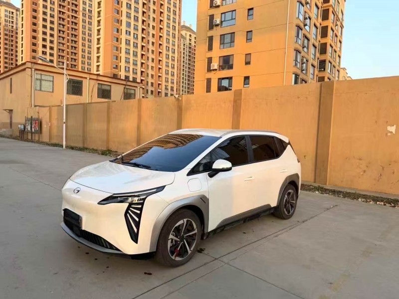 青岛25年传祺埃安Y2