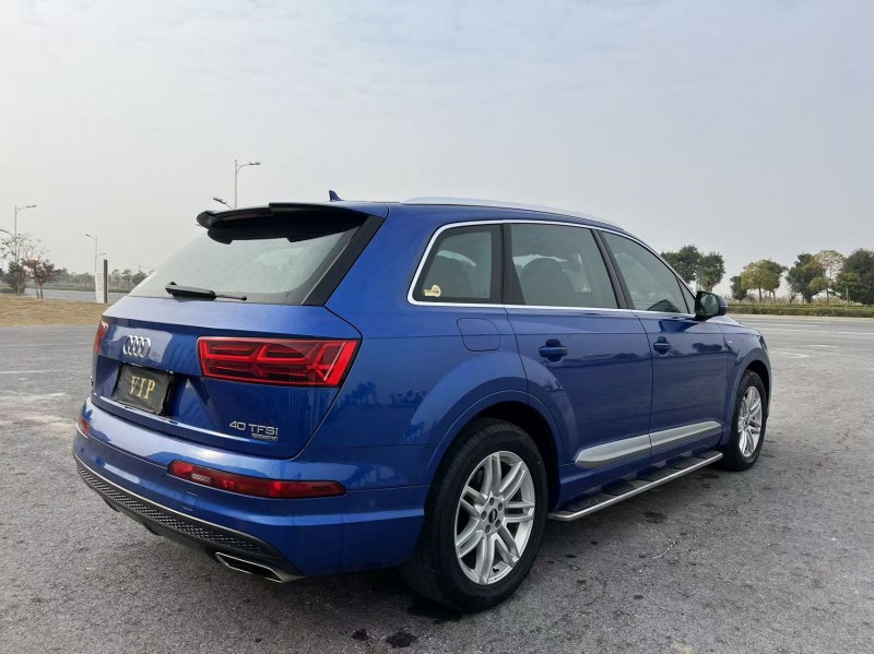 盐城19年奥迪Q78