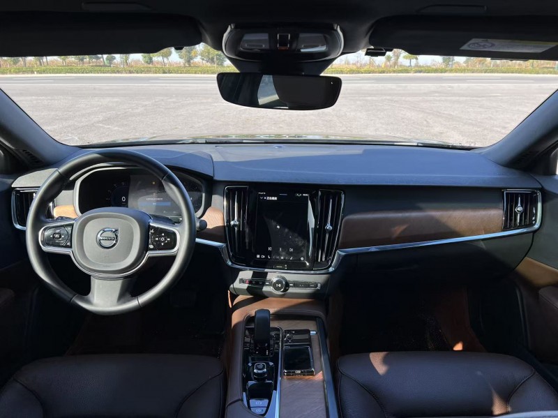 盐城23年沃尔沃S907