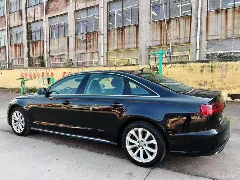 济宁17年奥迪A6L8