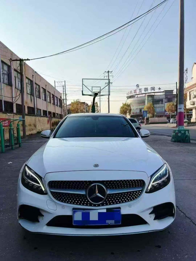 泰安21年奔驰C1