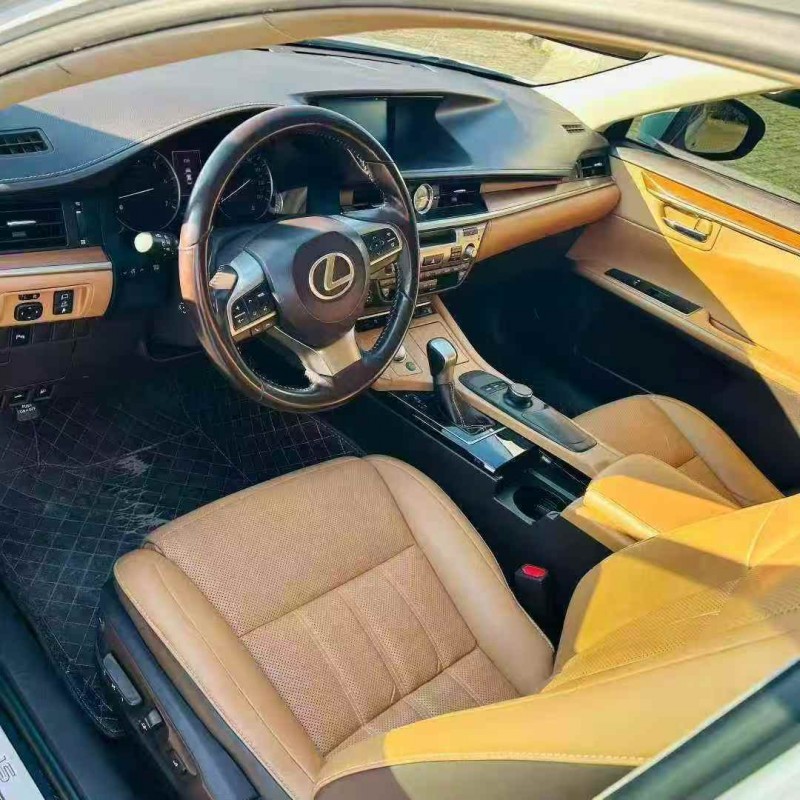 枣庄17年雷克萨斯ES3