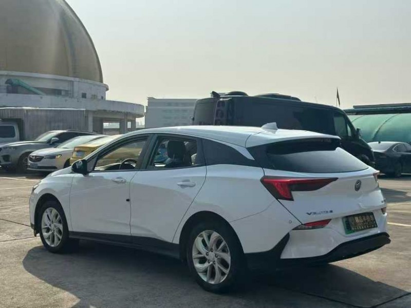 东莞23年别克微蓝7