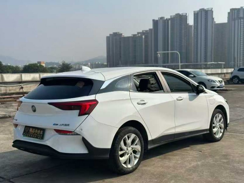 东莞23年别克微蓝9