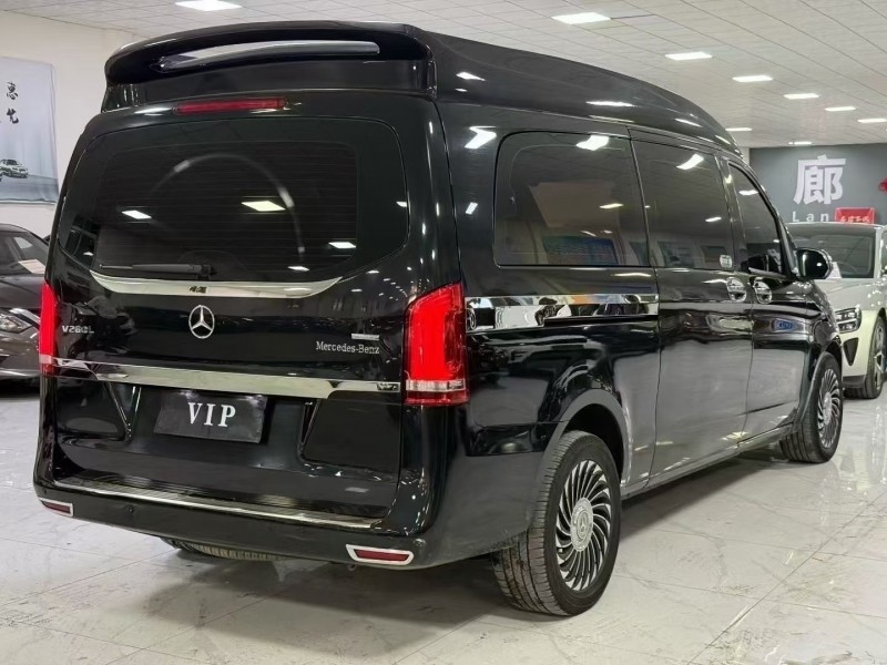 廊坊17年奔驰威霆8