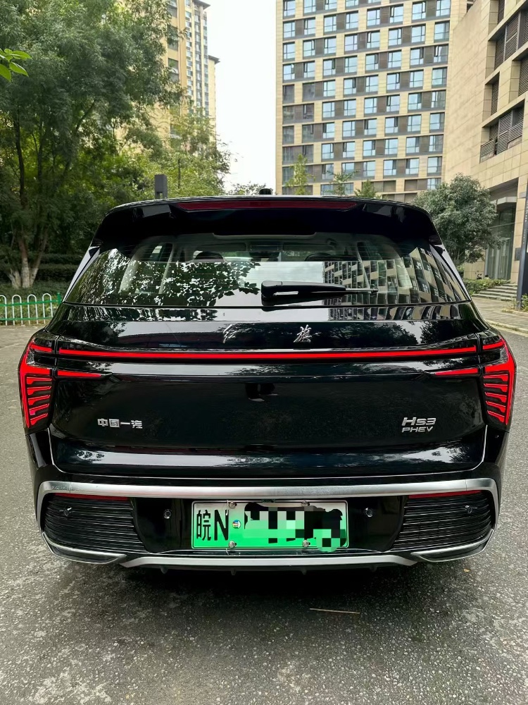 成都25年红旗HS38