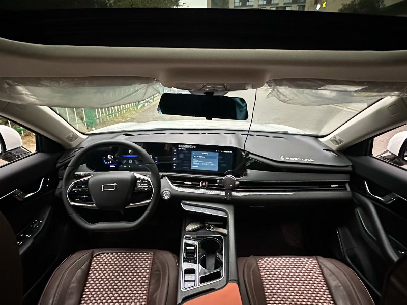 成都24年奔腾B705