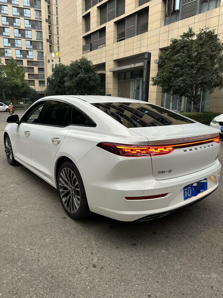 成都24年奔腾B707