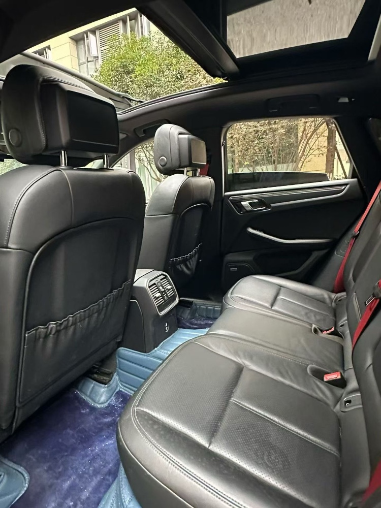 成都21年保时捷Macan6