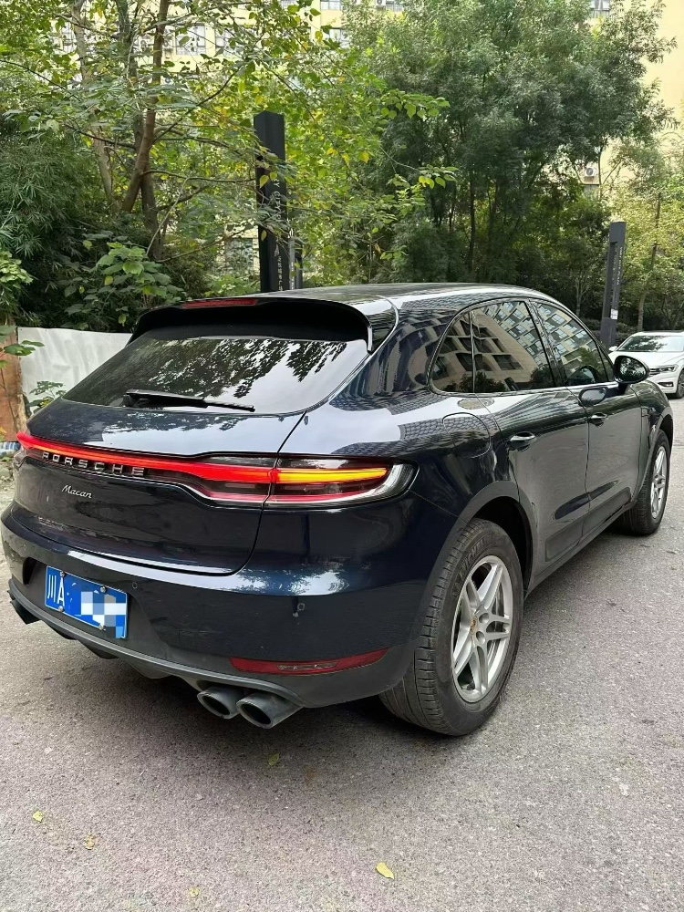 成都21年保时捷Macan9