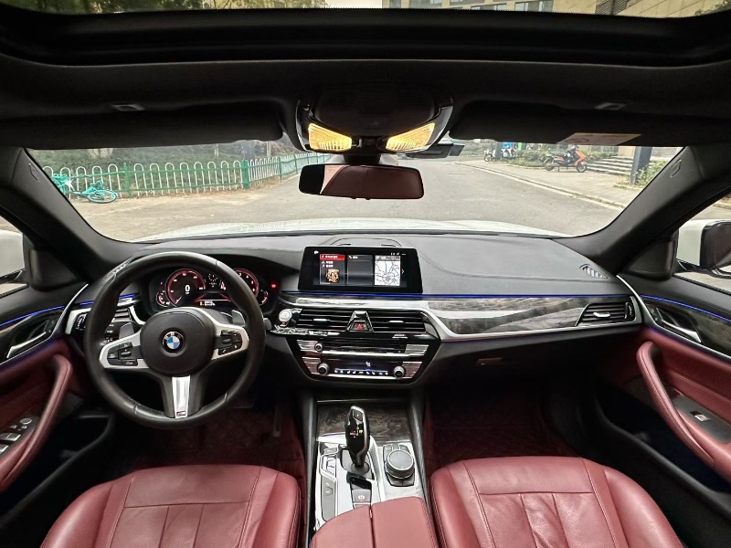 成都18年宝马5系5