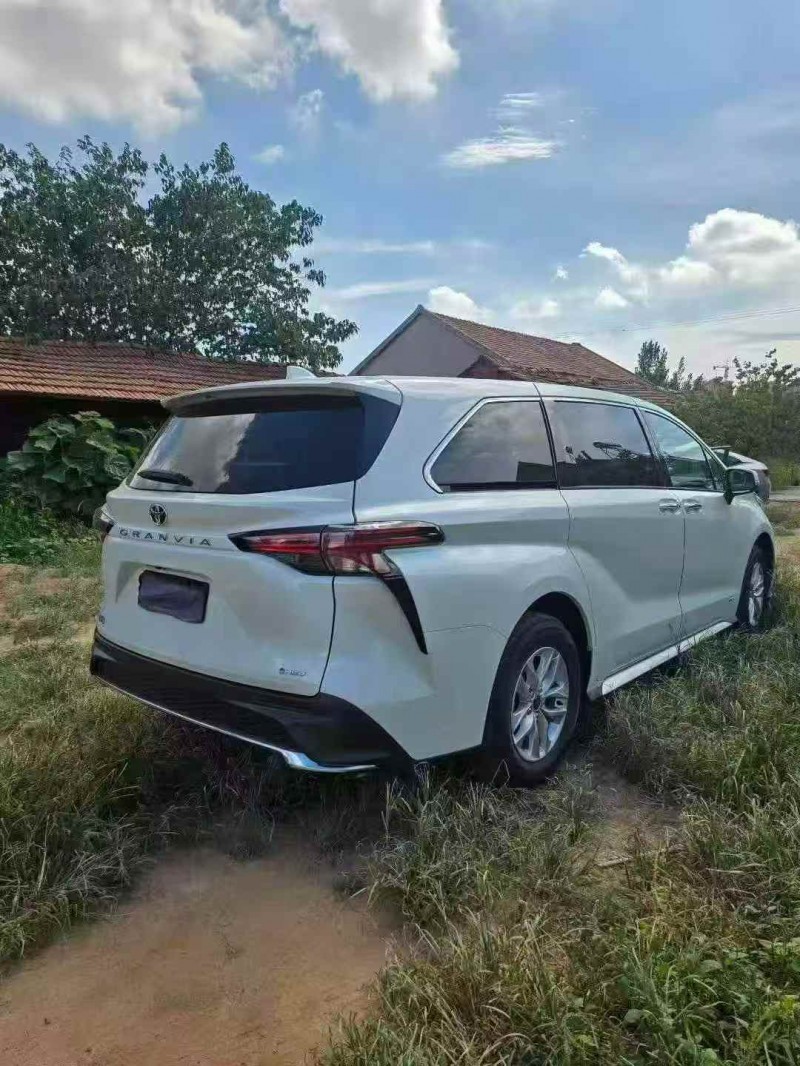 枣庄25年丰田格瑞维亚7