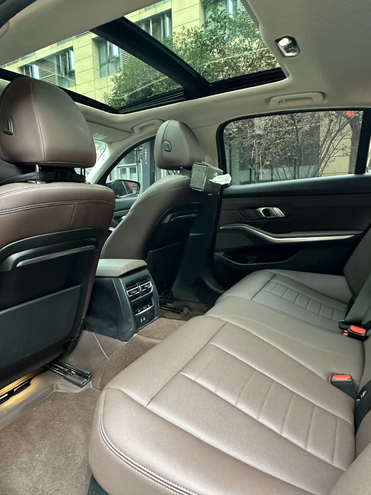 成都20年宝马3系6