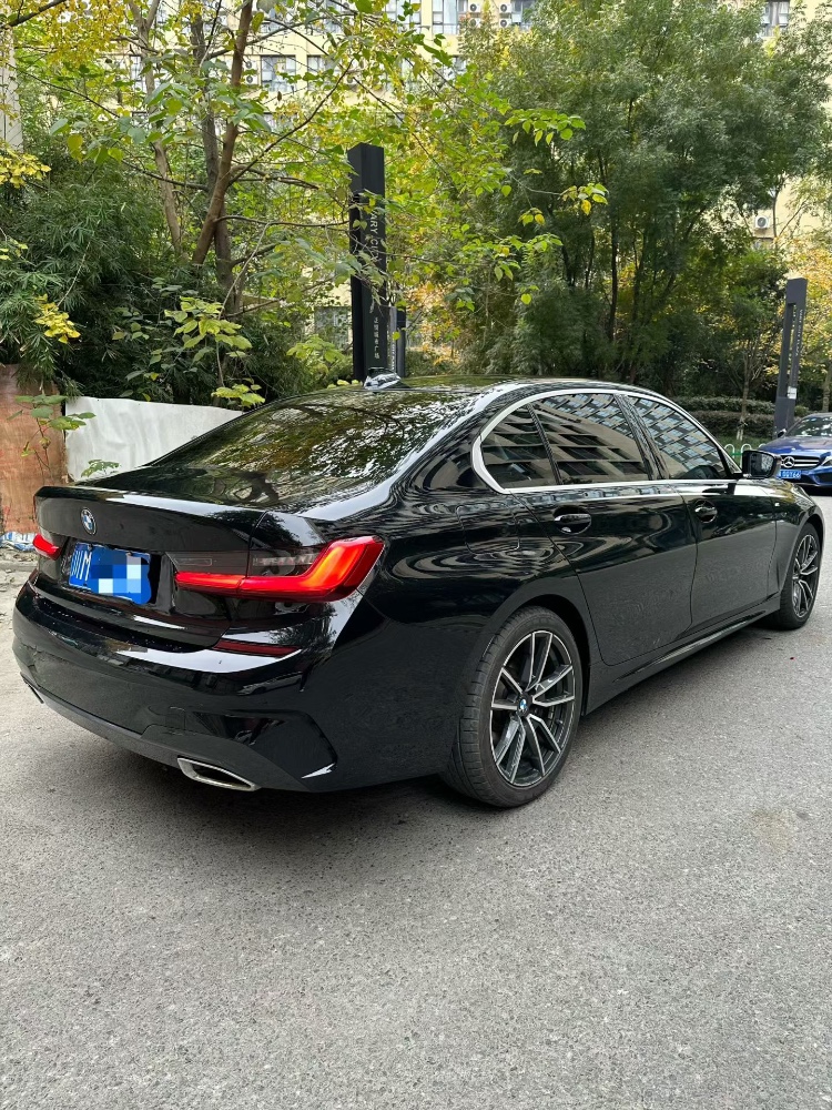 成都20年宝马3系9
