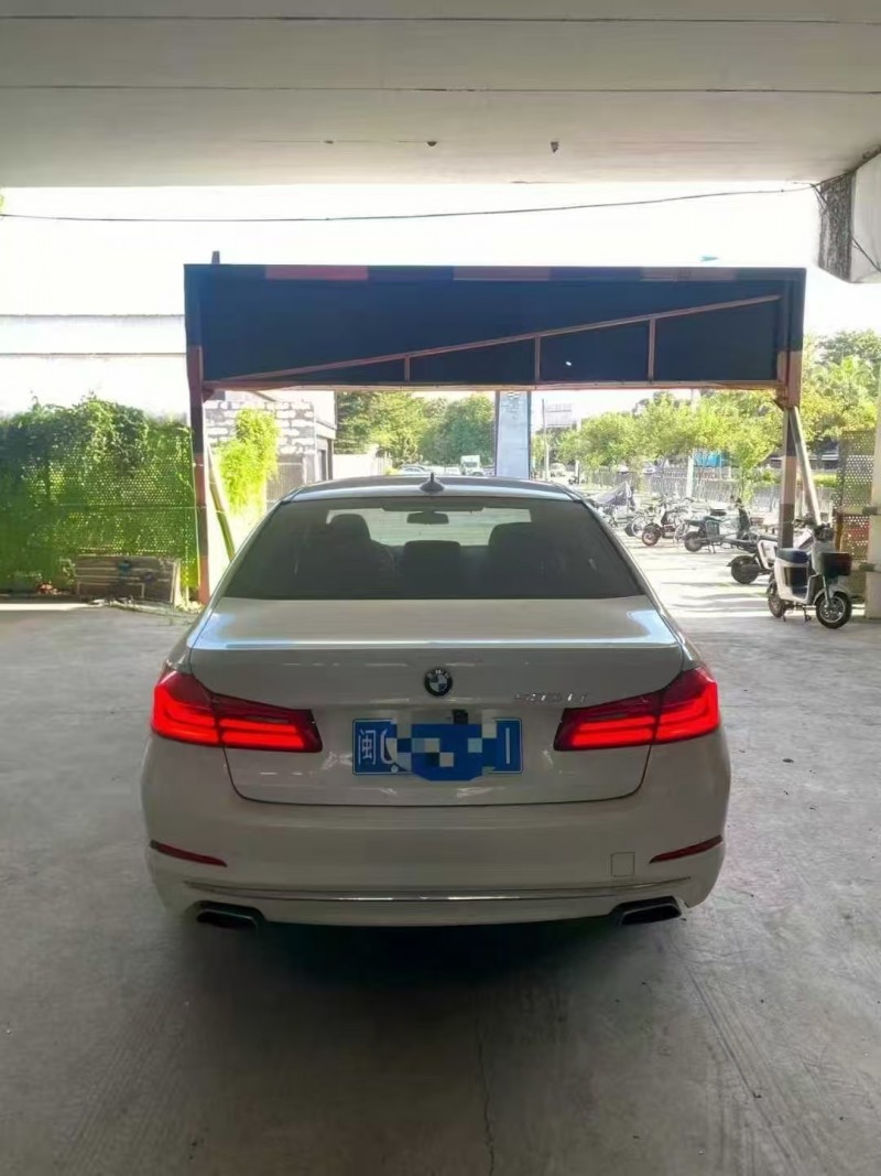 广州18年宝马5系9