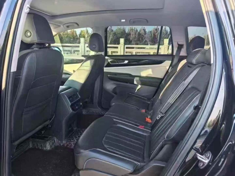 焦作22年大众途昂5