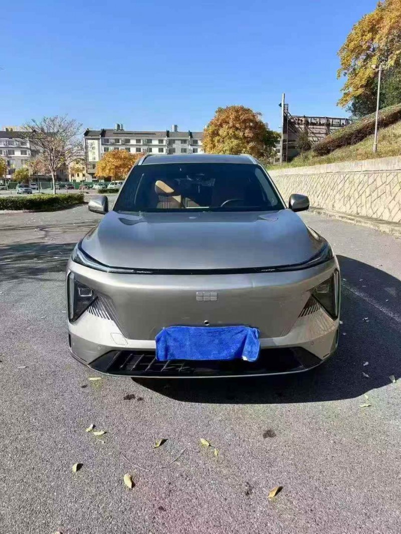 嘉兴23年吉利银河1