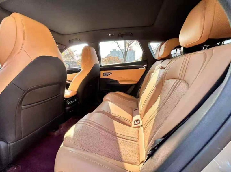 嘉兴23年吉利银河6