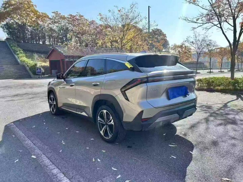 嘉兴23年吉利银河9