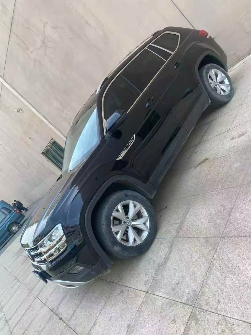 营口19年大众途昂9